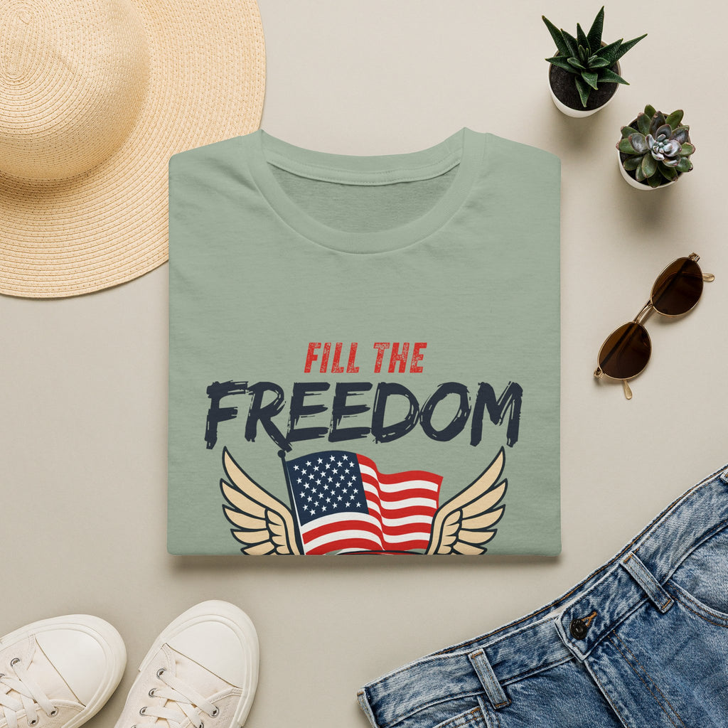 Fill the Freedom Vintage Car T-Shirt | American Flag Wings Chicago to Santa Monica Route 66