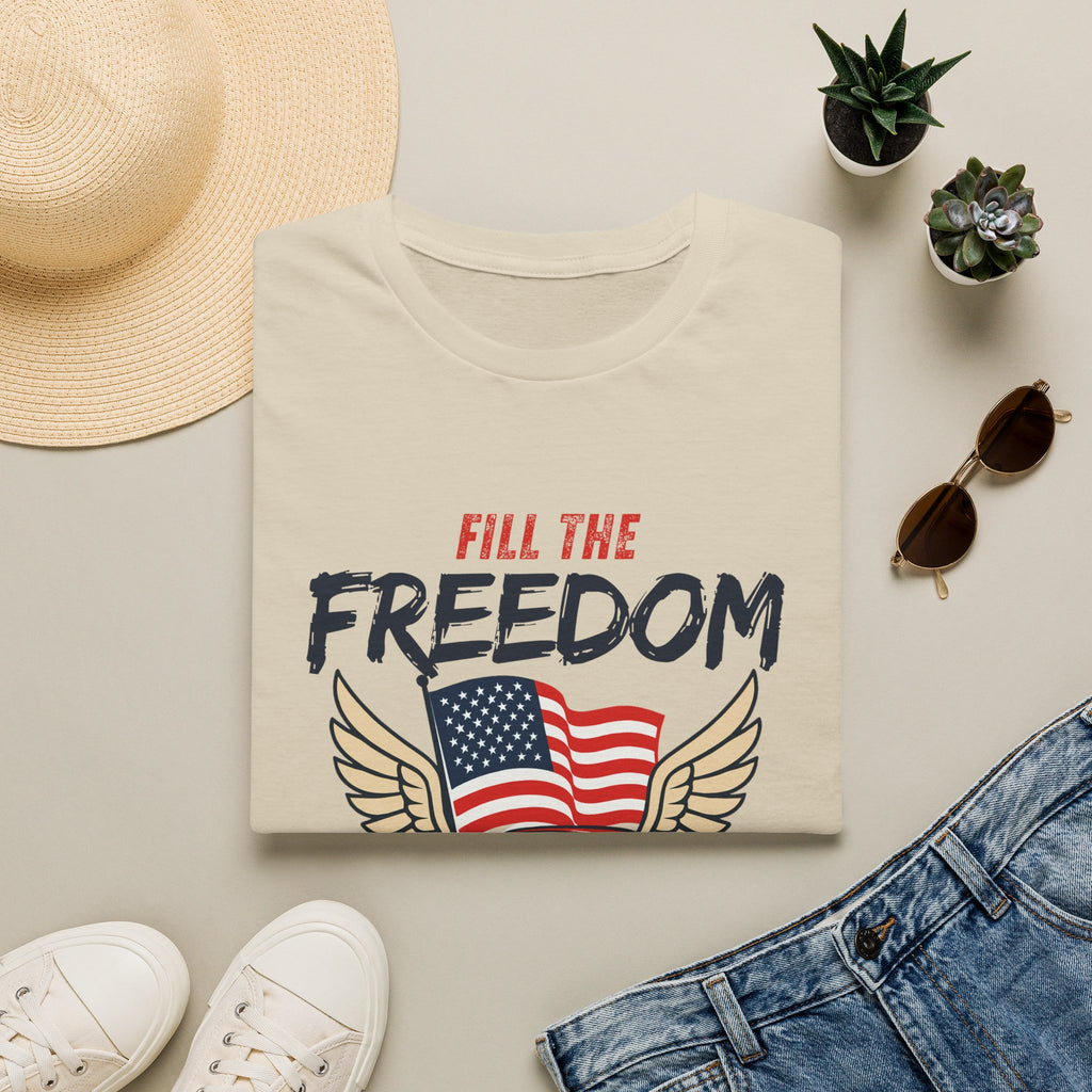 Fill the Freedom Vintage Car T-Shirt | American Flag Wings Chicago to Santa Monica Route 66