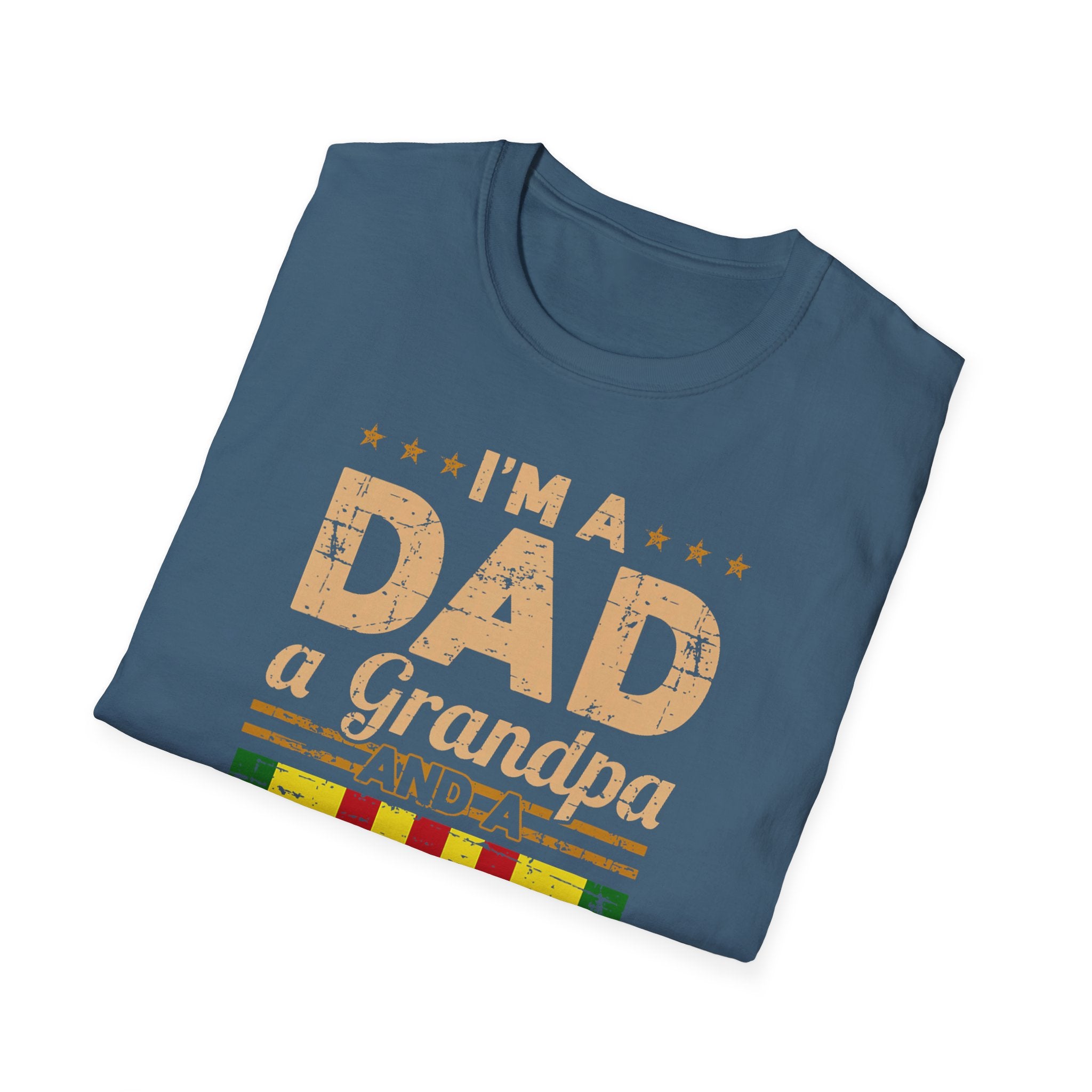 I'm a Dad a Grandpa and a Vietnam Veteran T-Shirt | Military Ribbon Tee
