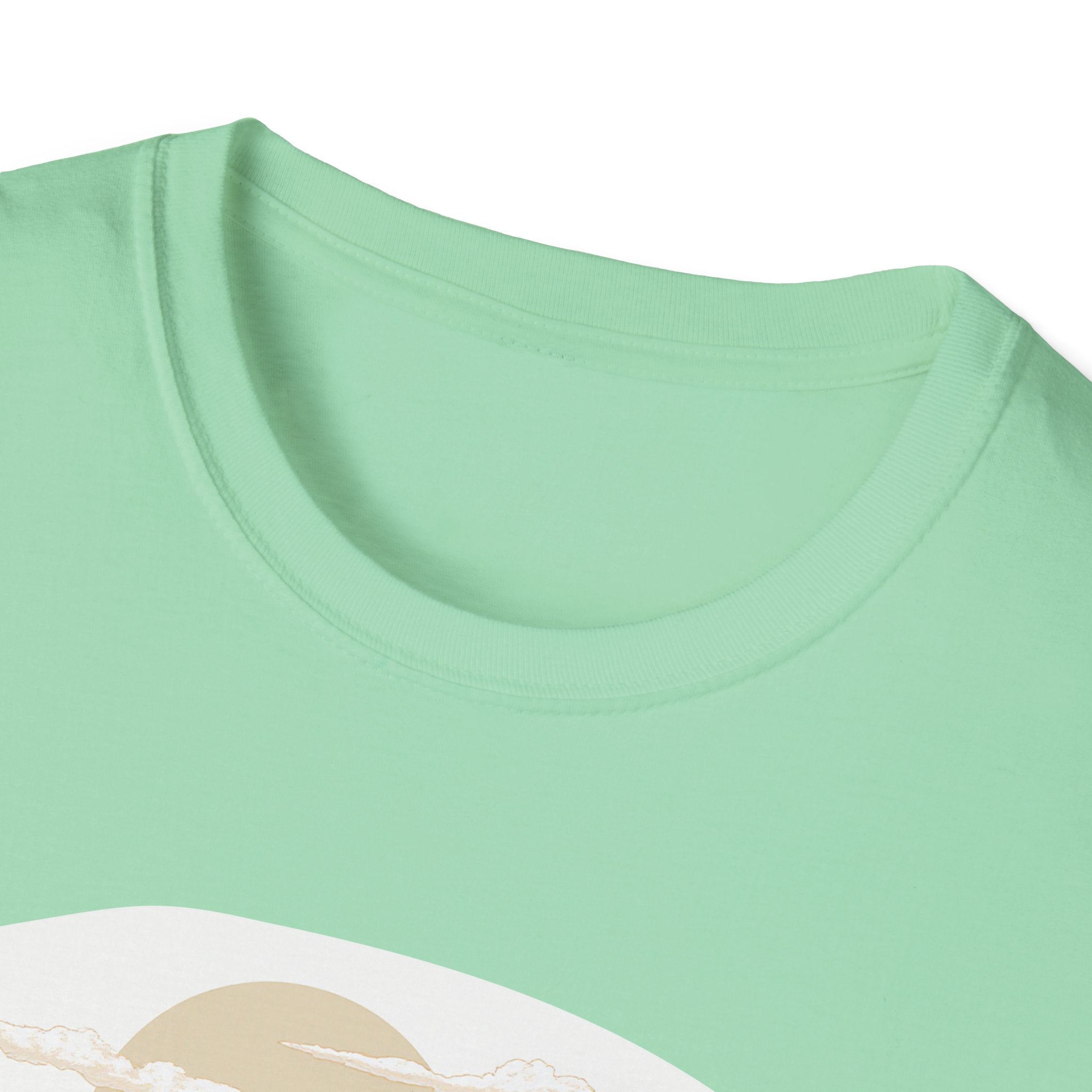 Retro Pink Classic Car Route 66 T-Shirt | Desert Cactus Vintage Roadtrip